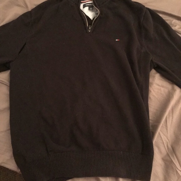 Tommy Hilfiger long sleeve quarter zip sweater - Picture 3 of 3